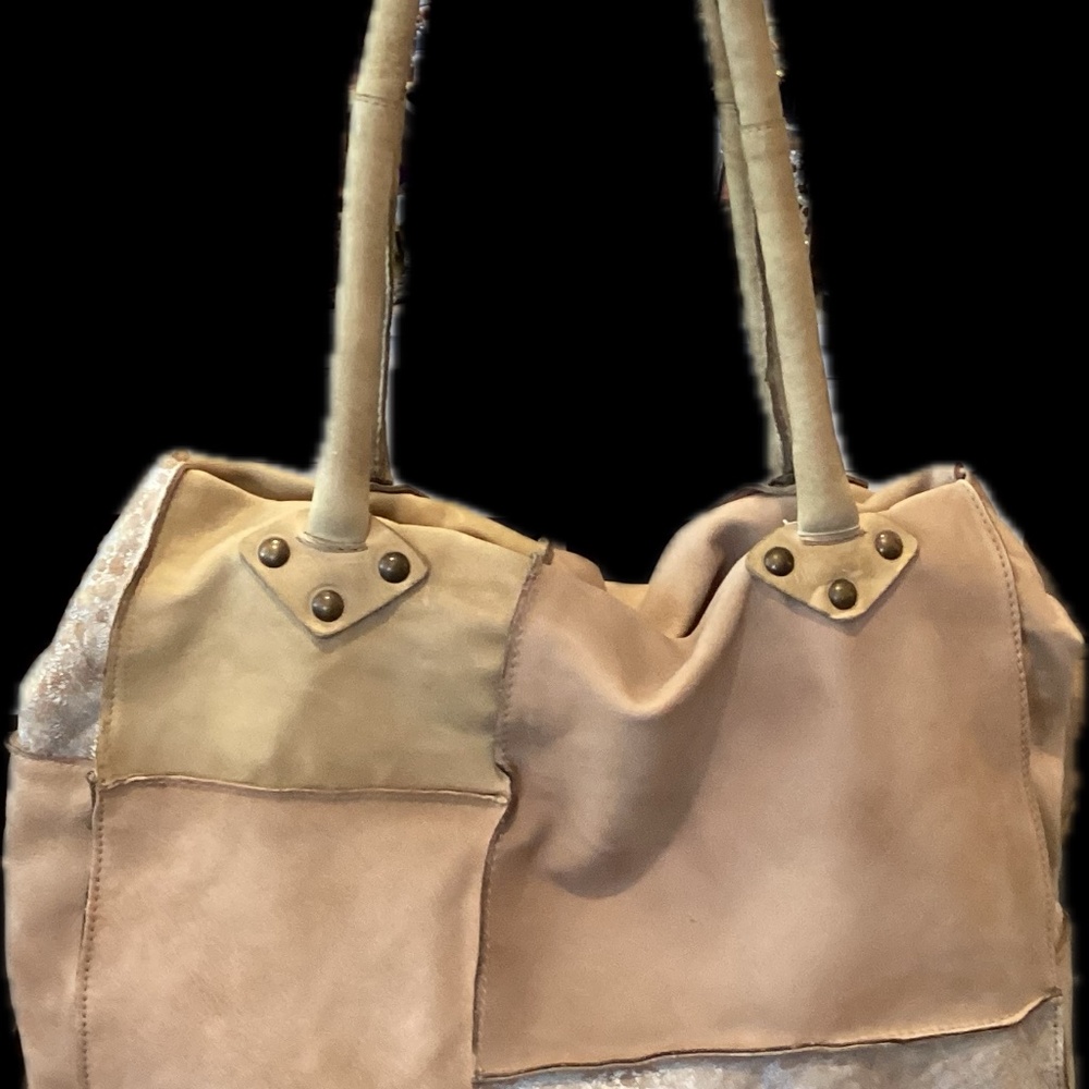 MJUS leather bag